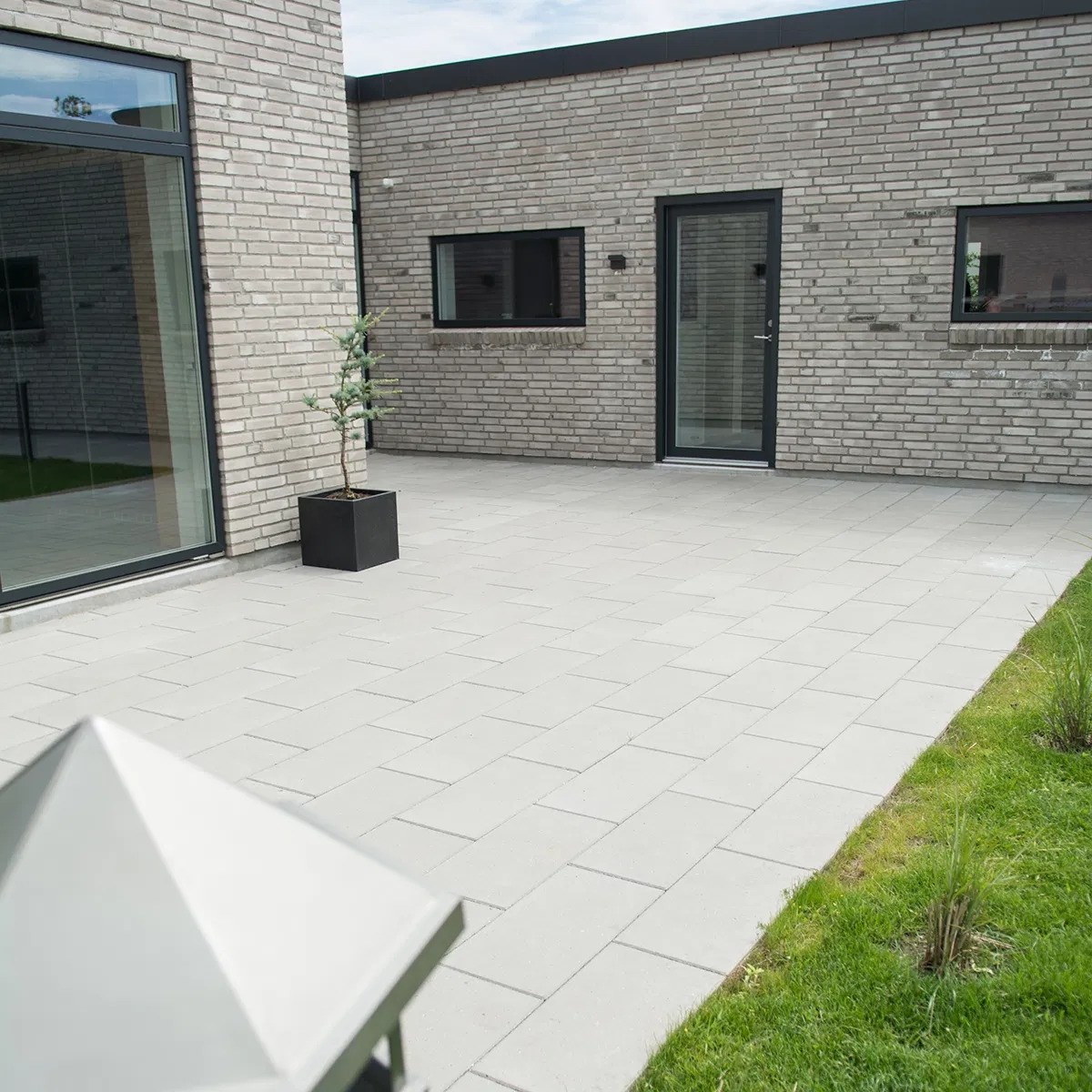 30x60x8 - betonflise grå